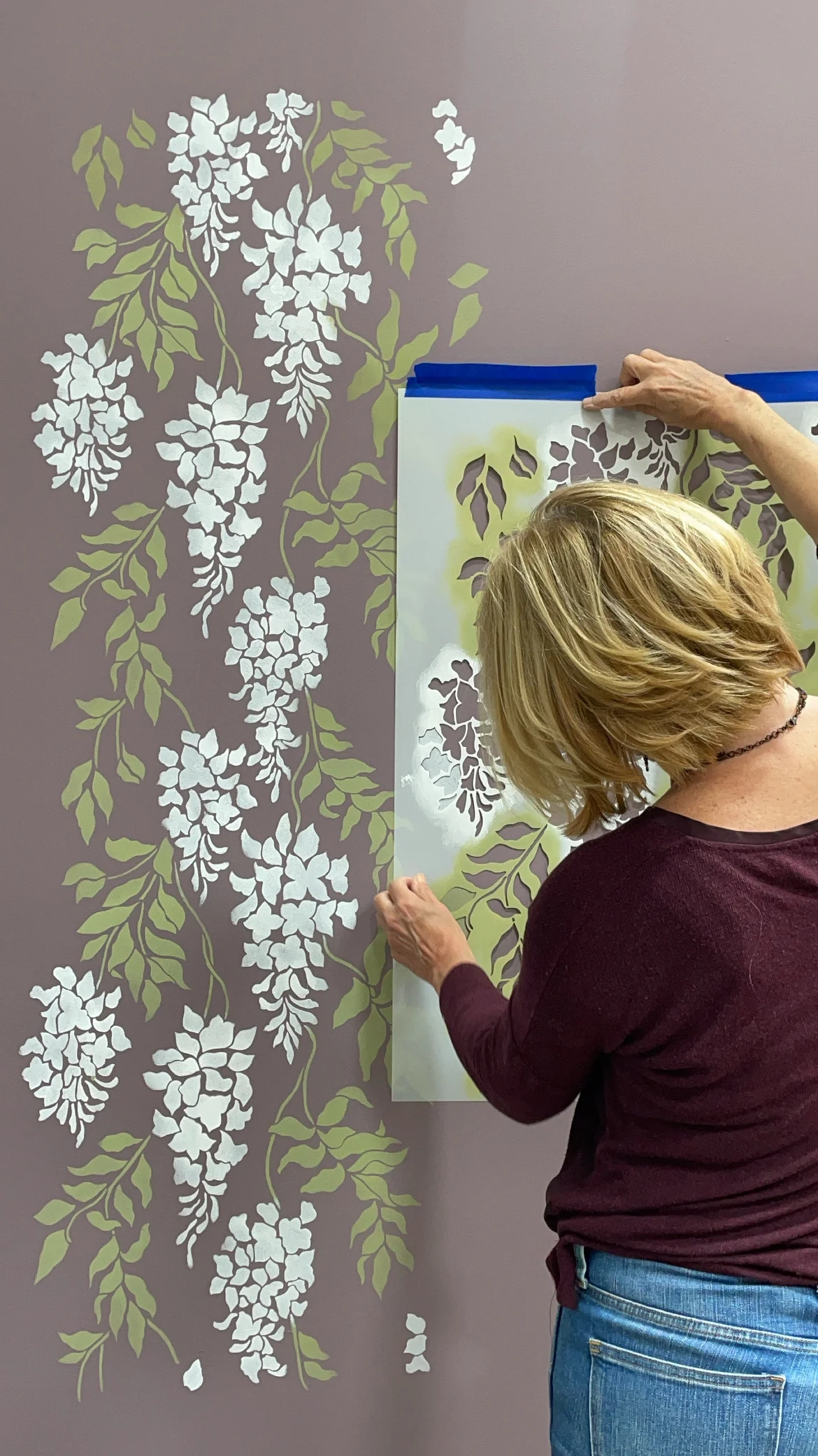 Better Than Wallpaper How To Stencil Custom Wall Art